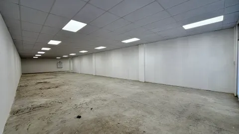 Fin Forum Building, 333 Dr Van Der Merwe Road, Montana Shop 5A (10).